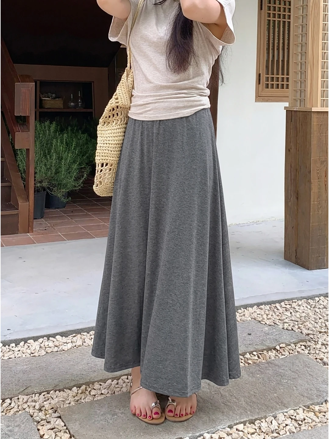 Lightweight Breathable Elastic Waist Skirt Women's Summer 2026 New Lazy Style Drapey Loose Casual A-Line Long Skirt
Lightweight Breathable Elastic Waist Skirt Women's Summer 2026 New Lazy Style Drapey Loose Casual A-Line Long Skirt