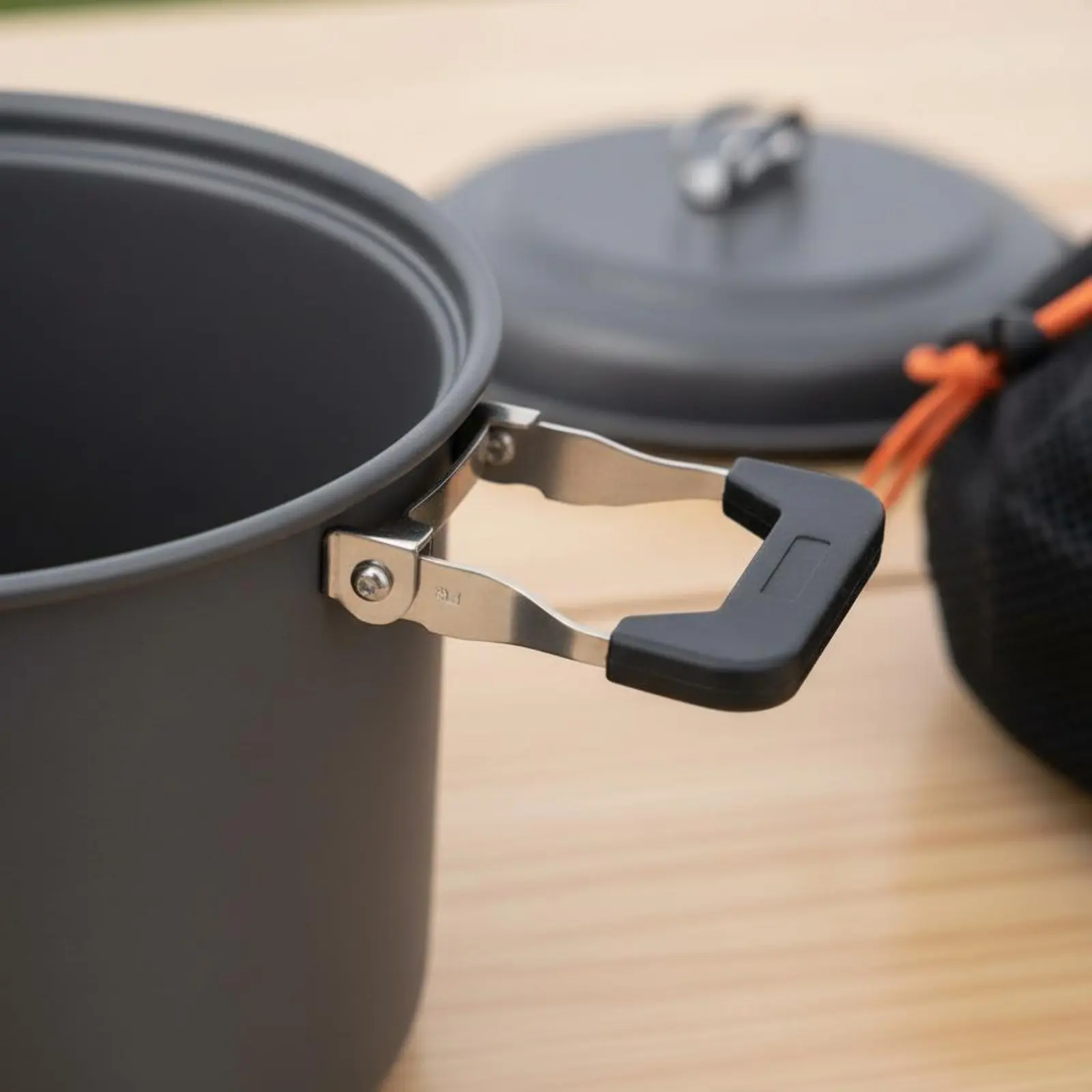 Camping Pot Steamer Set Hard Anodized Aluminum Camping Steamer Pot Portable Cookware Set Lightweight Divided Outdoor Stockpot
Camping Pot Steamer Set Hard Anodized Aluminum Camping Steamer Pot Portable Cookware Set Lightweight Divided Outdoor Stockpot