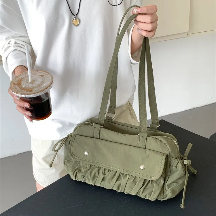 Kpop Drawstring Folds Underarm bags for Women Shoulder Bag Nylon Multiple pockets female Pillow handbag Light bolsas
Kpop Drawstring Folds Underarm bags for Women Shoulder Bag Nylon Multiple pockets female Pillow handbag Light bolsas