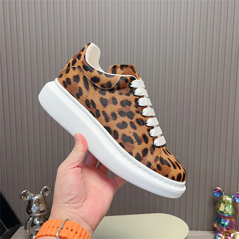 High Quality Shoes Woman Designers Casual Platform Brand Sneakers Female Free Delivery Genuine Leather Cute Shoes Gifts for Girl
High Quality Shoes Woman Designers Casual Platform Brand Sneakers Female Free Delivery Genuine Leather Cute Shoes Gifts for Girl