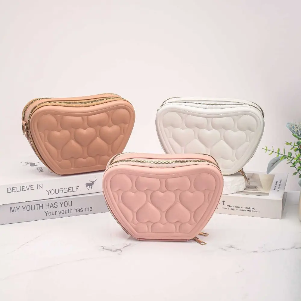 Large Capacity Cosmetic Storage Bags Waterproof Portable Heart Shape Shoulder Bag Dustproof with Strap Women's Wash Bags
Large Capacity Cosmetic Storage Bags Waterproof Portable Heart Shape Shoulder Bag Dustproof with Strap Women's Wash Bags