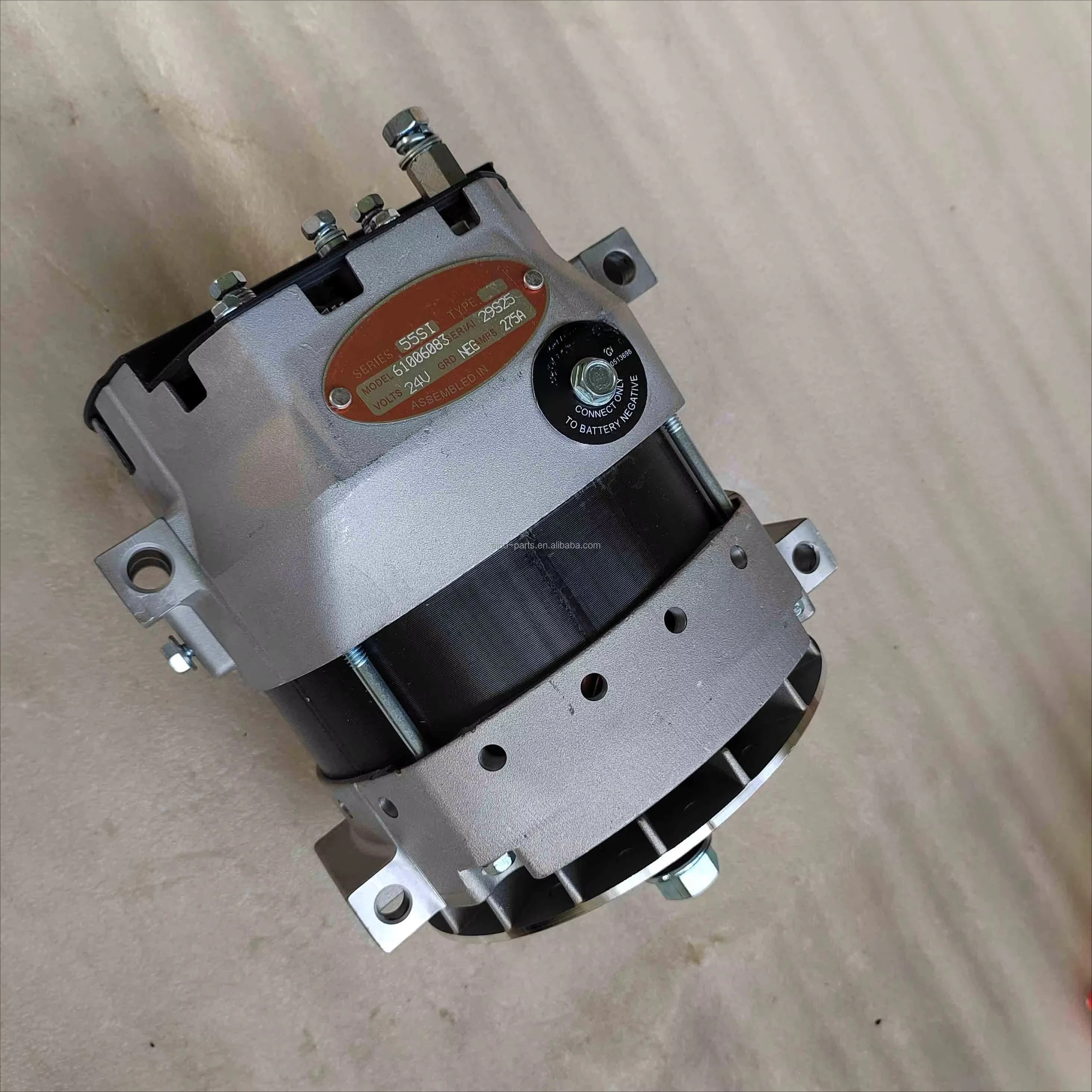 QSK60 Diesel Engine Parts 55SI 24V 250A 275A AC Generator 61006083 61006082
QSK60 Diesel Engine Parts 55SI 24V 250A 275A AC Generator 61006083 61006082