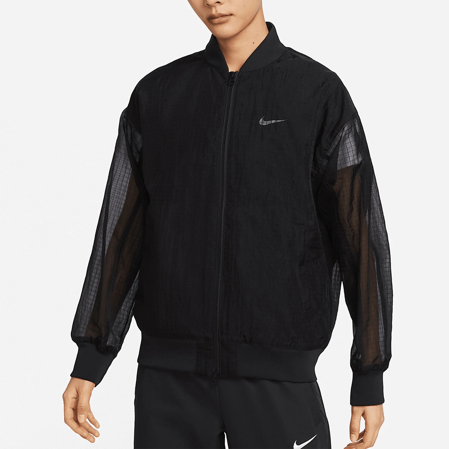 Официальная женская полупрозрачная куртка Nike с тканым воротником-стойкой DV7973-010
Официальная женская полупрозрачная куртка Nike с тканым воротником-стойкой DV7973-010