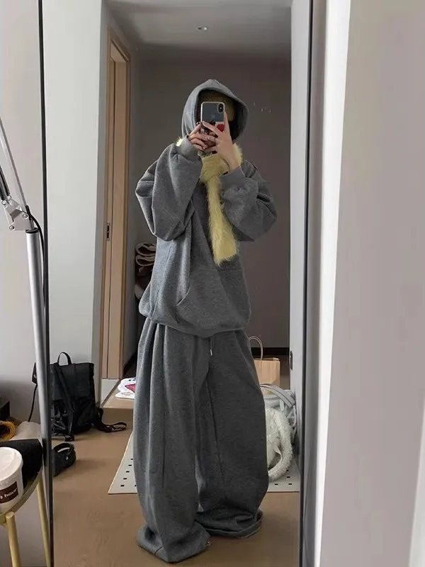 Мужской утепленный комплект из флиса: свободные леггинсы и толстовка для повседневной носки, зимний наряд, удобный уличный стиль
Мужской утепленный комплект из флиса: свободные леггинсы и толстовка для повседневной носки, зимний наряд, удобный уличный стиль