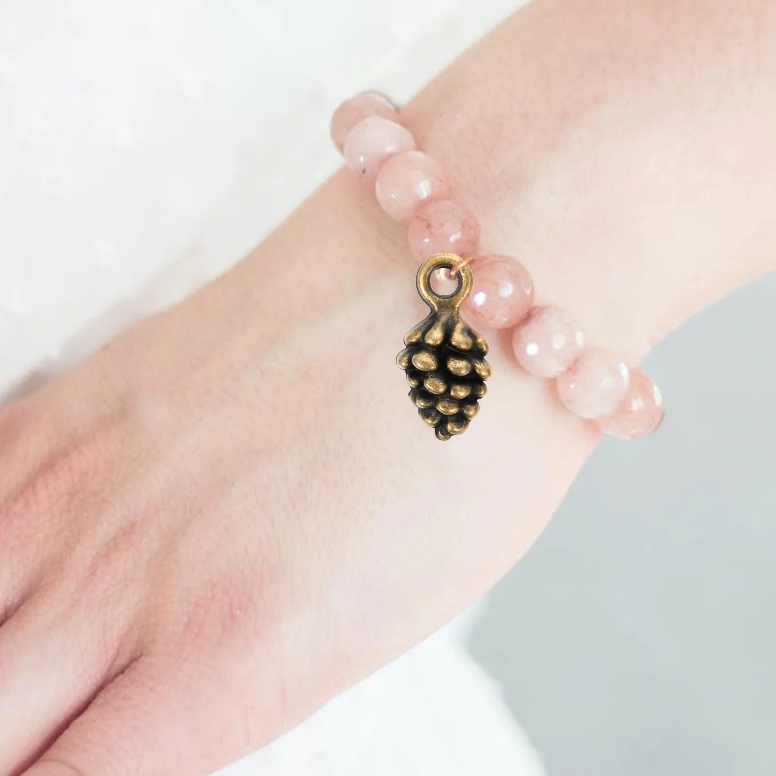 60Pcs Alloy Pine Cone Charms Vintage Jewelry Pendants for DIY Necklace Bracelet Earrings Making Supplies 3D Pine Cone Charms
60Pcs Alloy Pine Cone Charms Vintage Jewelry Pendants for DIY Necklace Bracelet Earrings Making Supplies 3D Pine Cone Charms