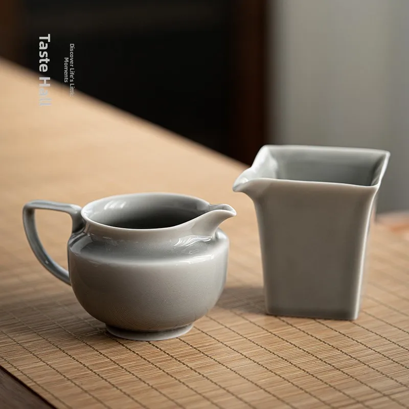 Ice Grey Glaze Ceramic Gongfu Tea Set Pure Color Tea Ocean Home Use Porcelain Tea Brewing Device Even Cup Vintage Style
Ice Grey Glaze Ceramic Gongfu Tea Set Pure Color Tea Ocean Home Use Porcelain Tea Brewing Device Even Cup Vintage Style