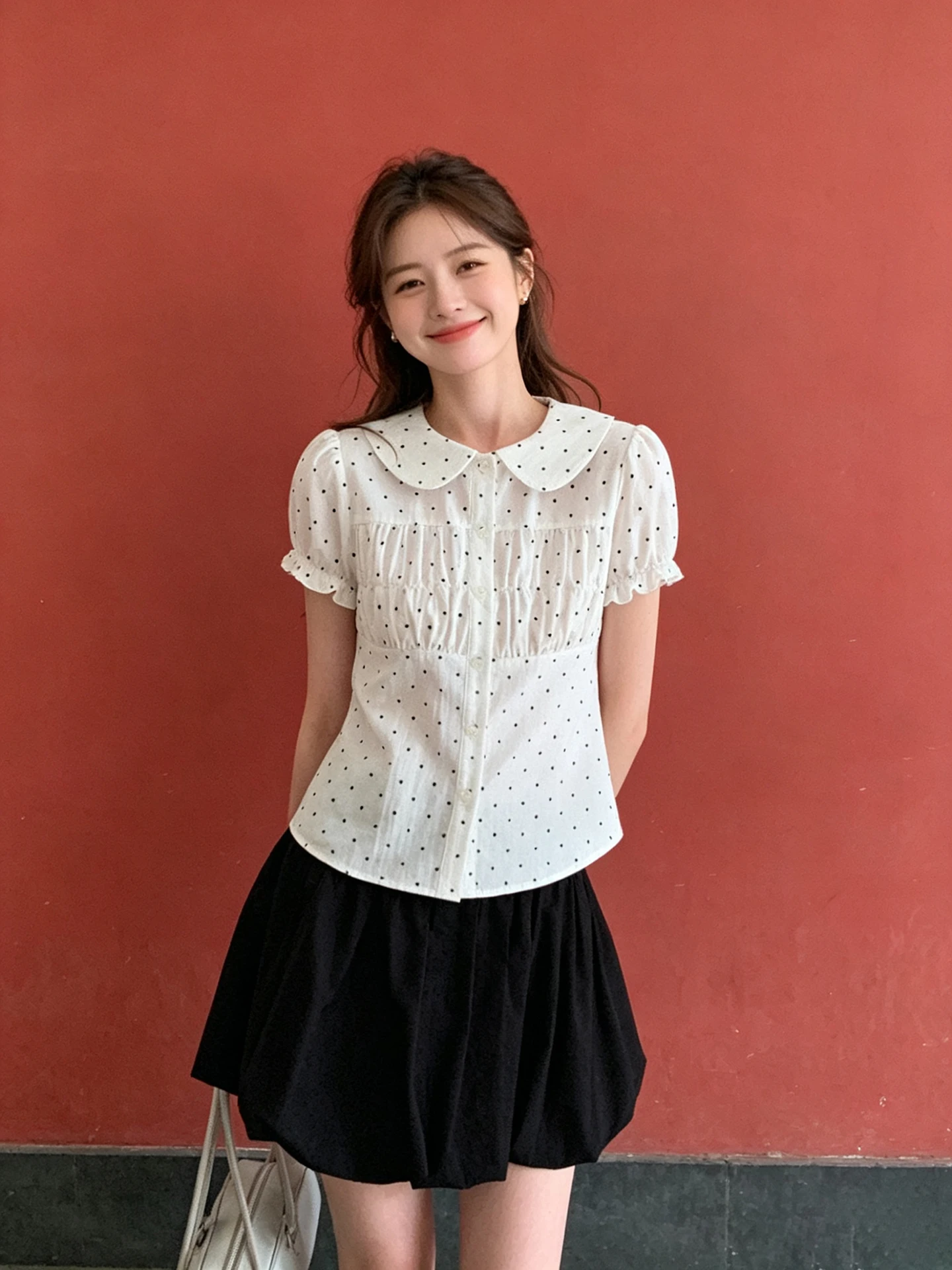 Korean Style Polka Dot Bubble Sleeve Shirt Women's Short Sleeve Turn-down Collar Slimming White Top Summer Design Sense
Korean Style Polka Dot Bubble Sleeve Shirt Women's Short Sleeve Turn-down Collar Slimming White Top Summer Design Sense