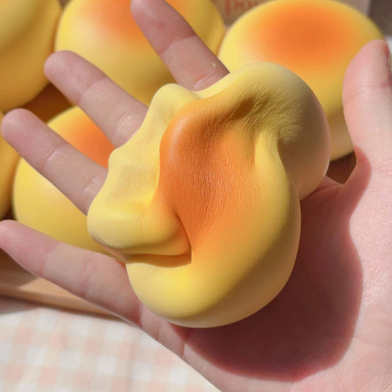 Simulation Milk bread Squeeze Taba Squishy Toy Safety And Health Food Grade Silicone Material Squeeze Toy Soft Relief Slow
Simulation Milk bread Squeeze Taba Squishy Toy Safety And Health Food Grade Silicone Material Squeeze Toy Soft Relief Slow