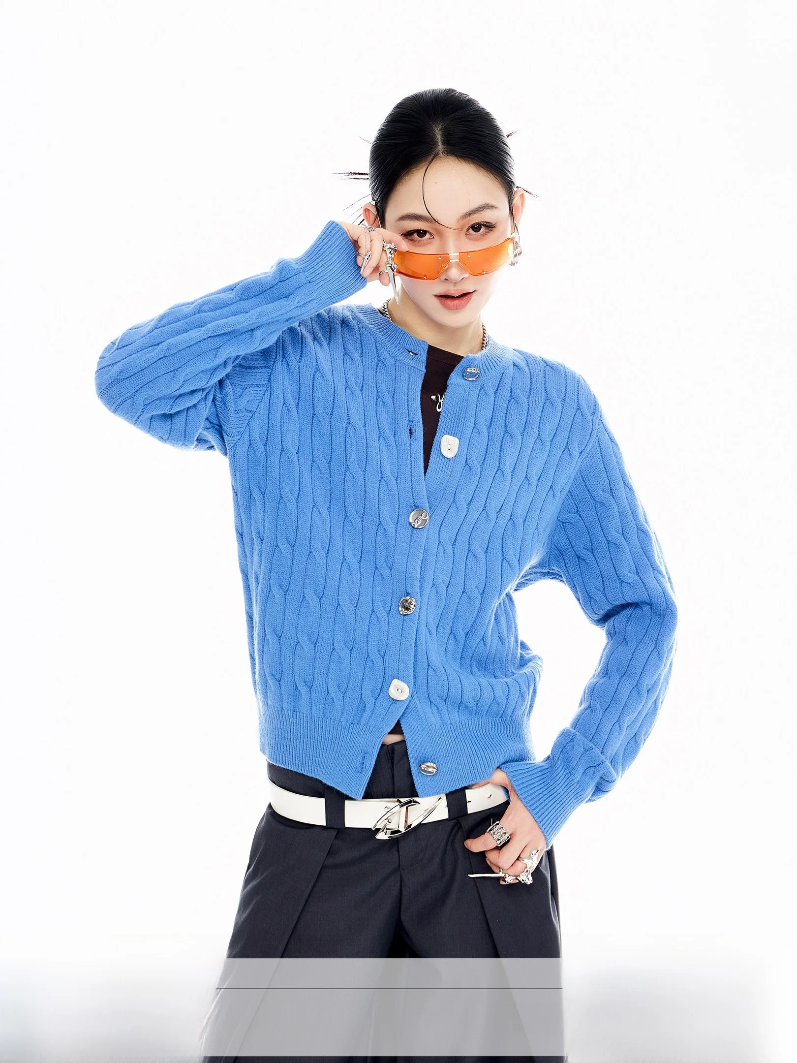 Ich Mode ort Fit Knitted Twist Sweater Cardigan Women's Spring New Long Sve Casual Top Coat round Ne Button Closure
Ich Mode ort Fit Knitted Twist Sweater Cardigan Women's Spring New Long Sve Casual Top Coat round Ne Button Closure