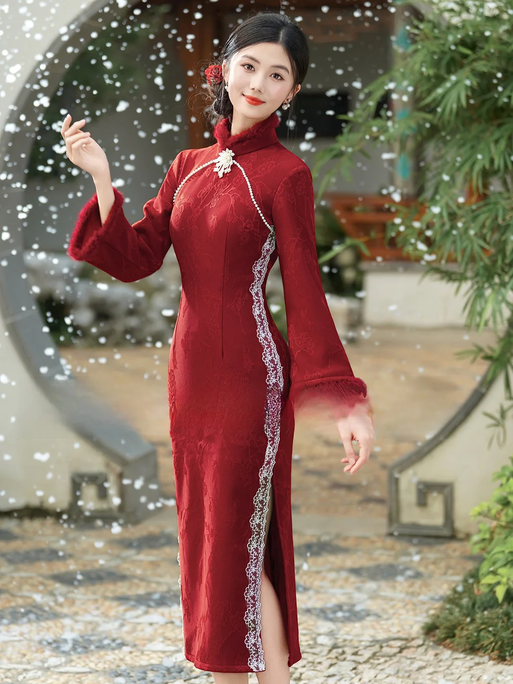 Red Velvet Lined Thiened Young Sle Engagement Vintage Rvated Republic of Chi Long Qipao Gown for Women
Red Velvet Lined Thiened Young Sle Engagement Vintage Rvated Republic of Chi Long Qipao Gown for Women