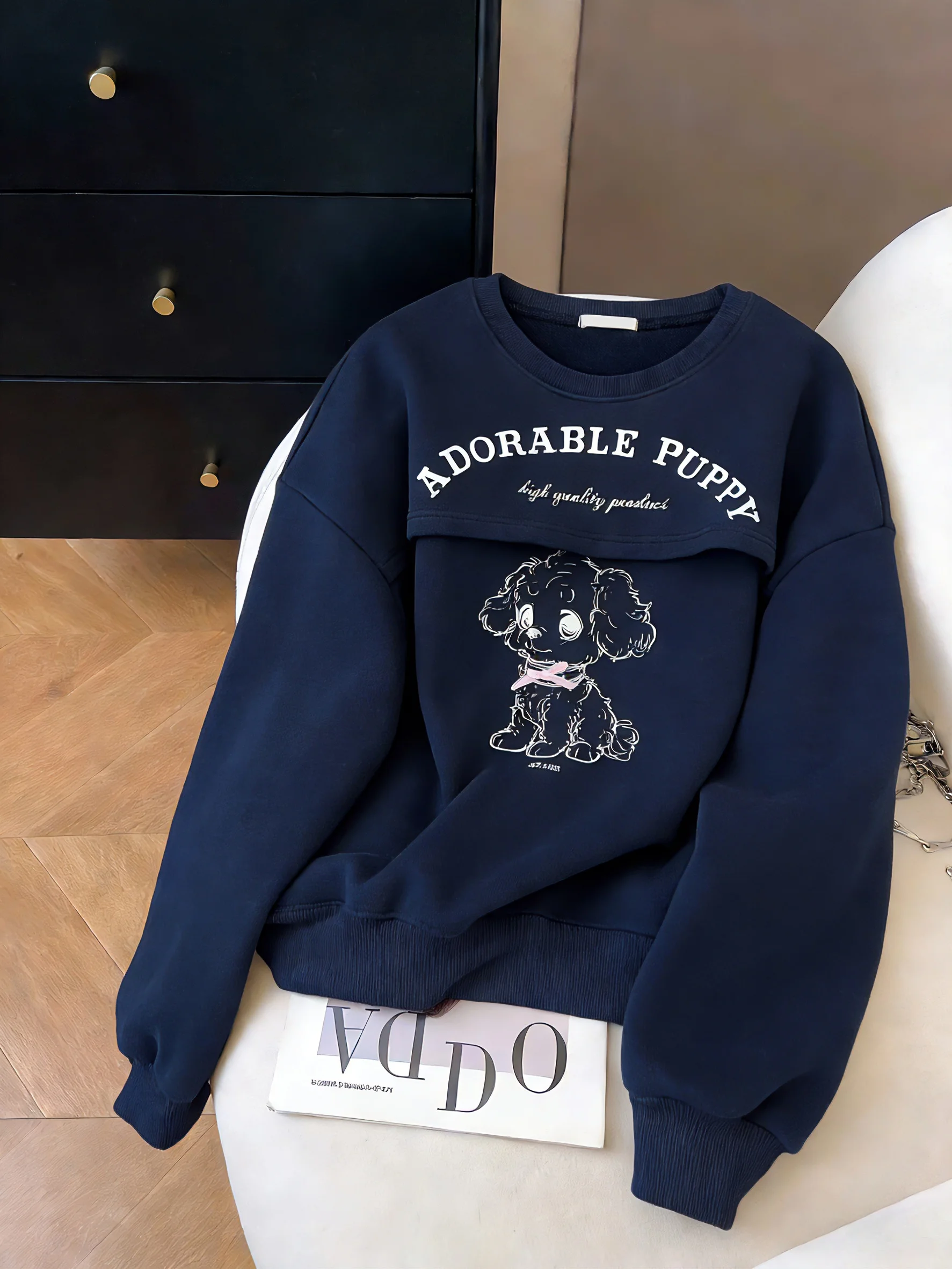 Ретро-свитшот с принтом, длинными рукавами и круглым вырезом, весенне-осенний, свободный крой, повседневный, удобный, модный.
Ретро-свитшот с принтом, длинными рукавами и круглым вырезом, весенне-осенний, свободный крой, повседневный, удобный, модный.