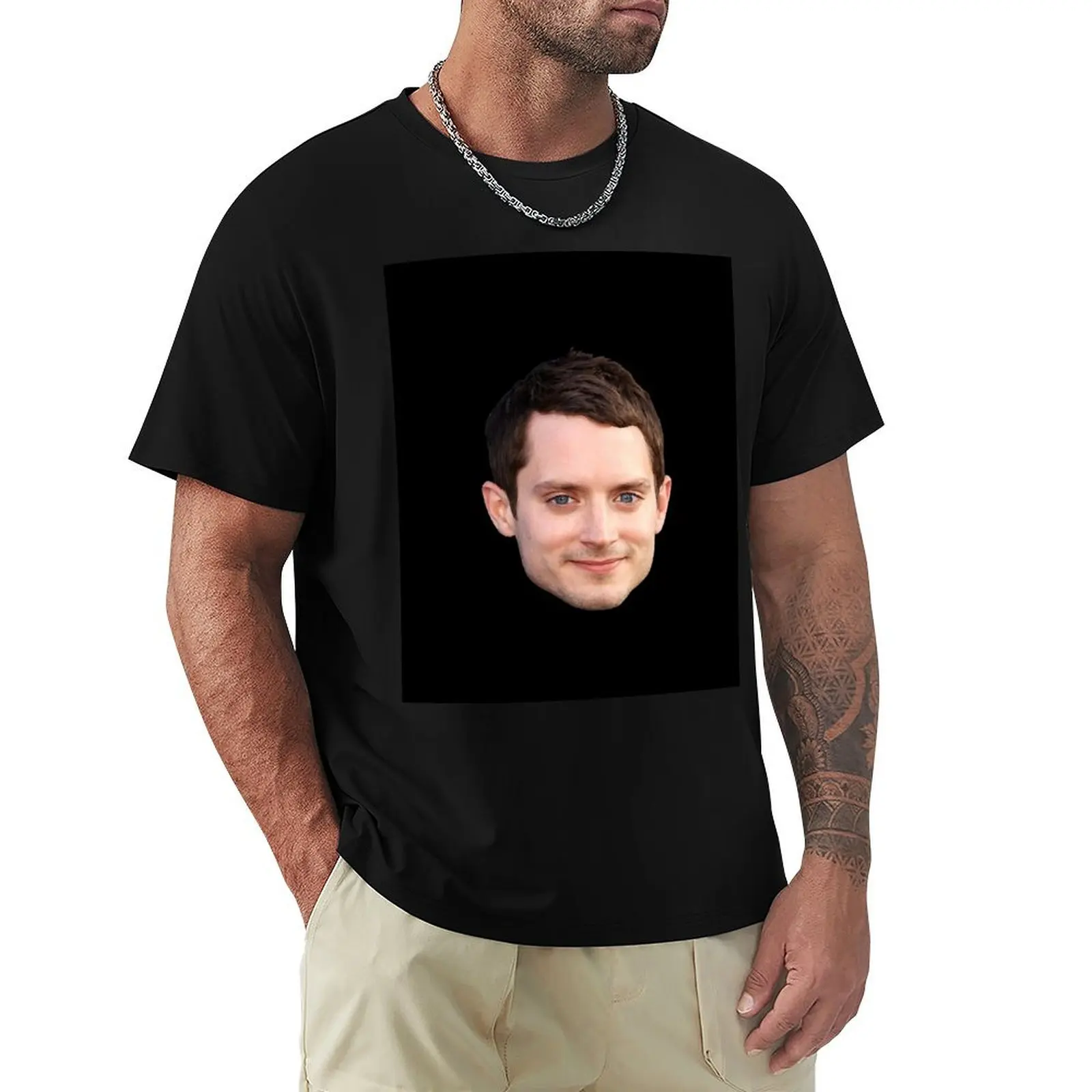 Elijah Wood T-Shirt Relaxed Fit Casual Short Sleeve Top
Elijah Wood T-Shirt Relaxed Fit Casual Short Sleeve Top