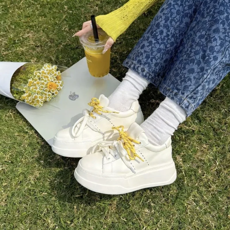 2026 New Women Color Block White Sneakers Platform Height Increasing Round Toe Lace Up Casual Lightweight Shoes PU Leather
2026 New Women Color Block White Sneakers Platform Height Increasing Round Toe Lace Up Casual Lightweight Shoes PU Leather