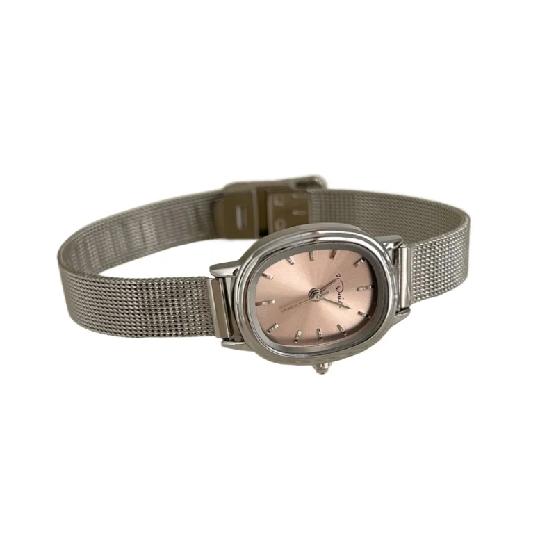 Oval small dial watch women's ins simple niche light luxury high sense workplace versatile retro exquisite women's watch
Oval small dial watch women's ins simple niche light luxury high sense workplace versatile retro exquisite women's watch