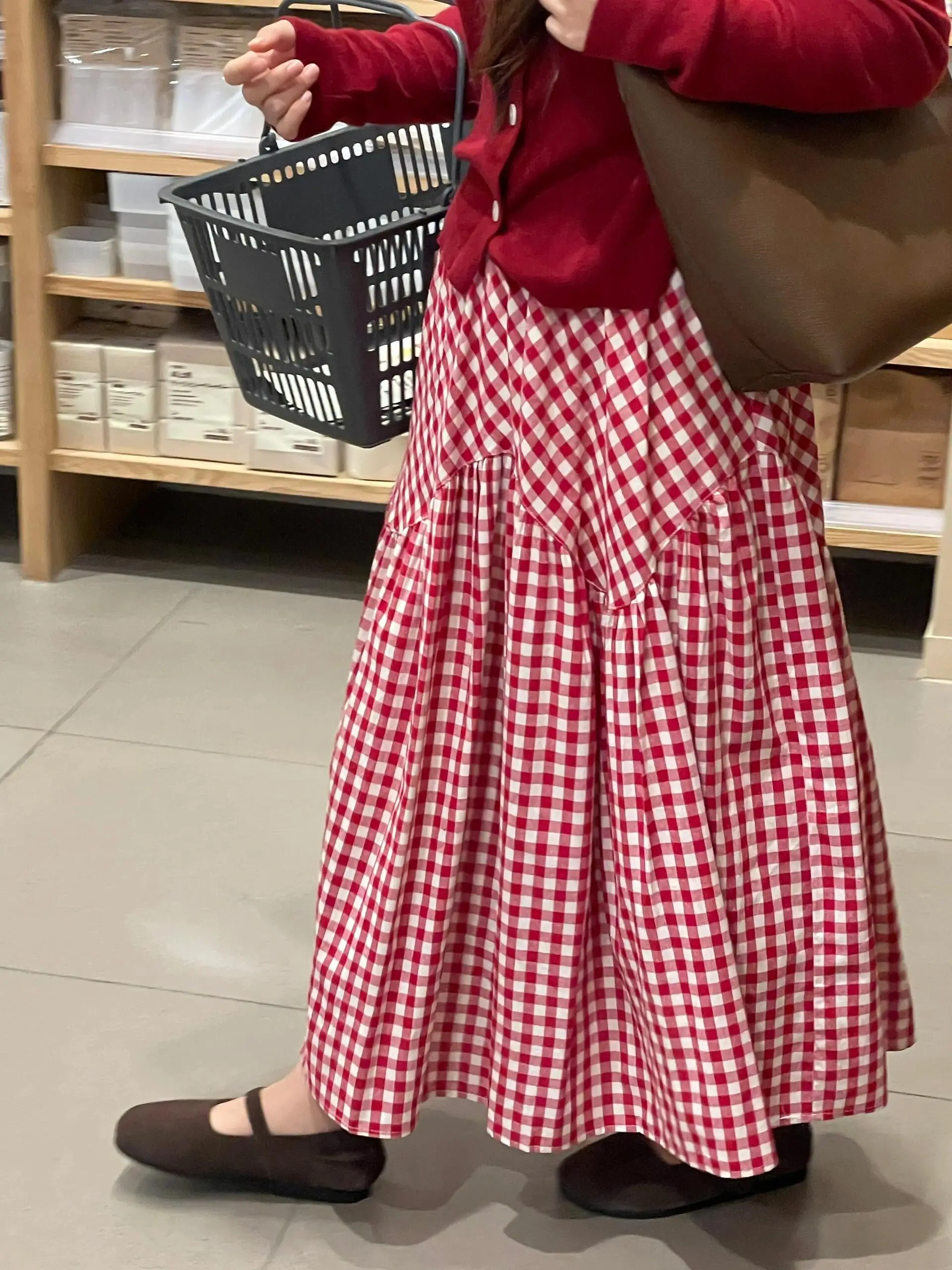 Red Plaid A-Line Skirt Women's Summer Loose Design Splicing Umbrella Skirt High Waist Casual Style with
Red Plaid A-Line Skirt Women's Summer Loose Design Splicing Umbrella Skirt High Waist Casual Style with