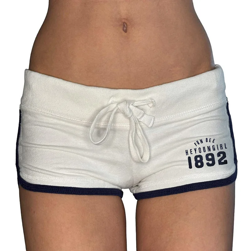 Girls Digital Print Contrast Sports Shorts American College Style Low Waist Slim Drawstring Versatile Casual Home Wear Pants
Girls Digital Print Contrast Sports Shorts American College Style Low Waist Slim Drawstring Versatile Casual Home Wear Pants