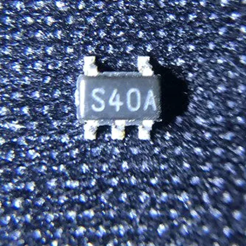 Brand New Original Lm2611Amfx/Nopb Silk Screen S40A Sot-23-5 1.4Mhz Cuk Converter Chip
Brand New Original Lm2611Amfx/Nopb Silk Screen S40A Sot-23-5 1.4Mhz Cuk Converter Chip