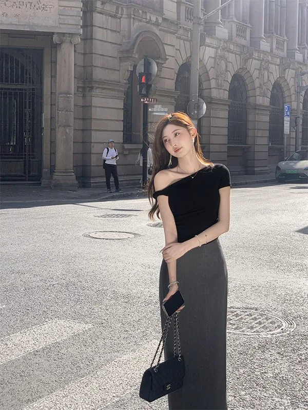 Элегантная женская юбка миди с высокой талией, прямого кроя, в китайском стиле, черная, для стройнящего эффекта
Элегантная женская юбка миди с высокой талией, прямого кроя, в китайском стиле, черная, для стройнящего эффекта