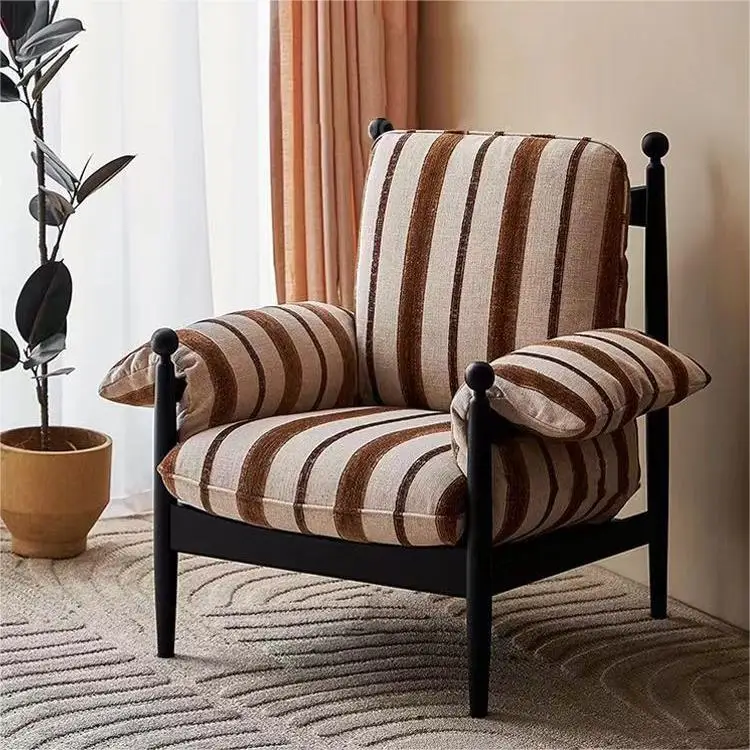 French retro solid wood leisure chair living room sofa balcony lazy antique single chair
French retro solid wood leisure chair living room sofa balcony lazy antique single chair