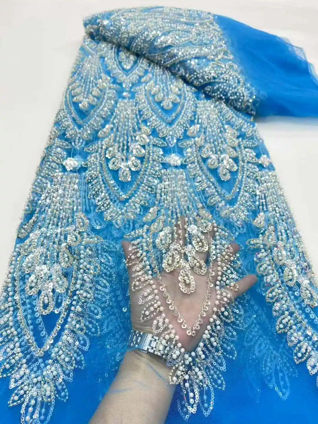 2025 New African French Nigerian High End Lace Fabric With Beads Sequins Mesh for Embroiderg Wedding Party Bride Sewing Dress
2025 New African French Nigerian High End Lace Fabric With Beads Sequins Mesh for Embroiderg Wedding Party Bride Sewing Dress