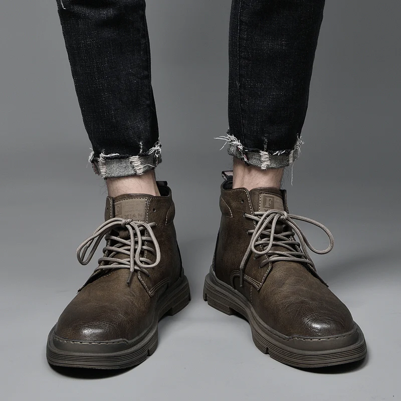British Style Thick-soled High Cut Lace Up Boots Fashion Trend High-top Shoes Men Casual Korean Work Shoe Brand Warm Cotton Shoe
British Style Thick-soled High Cut Lace Up Boots Fashion Trend High-top Shoes Men Casual Korean Work Shoe Brand Warm Cotton Shoe