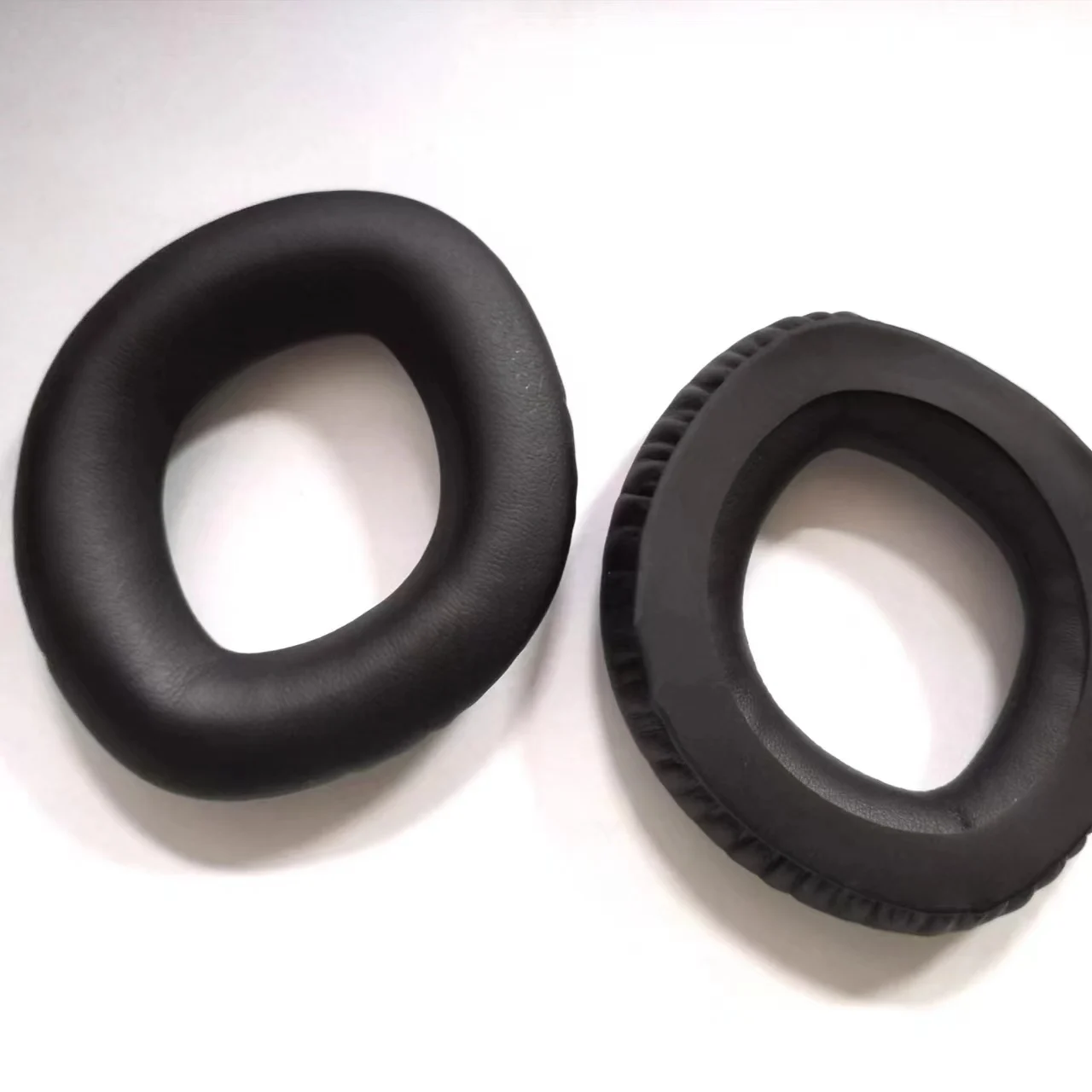 Earpads Leather Cushion Repair Parts for Sennheiser PX360 / MM550-X/ mm550 / px360bt Headphones
Earpads Leather Cushion Repair Parts for Sennheiser PX360 / MM550-X/ mm550 / px360bt Headphones
