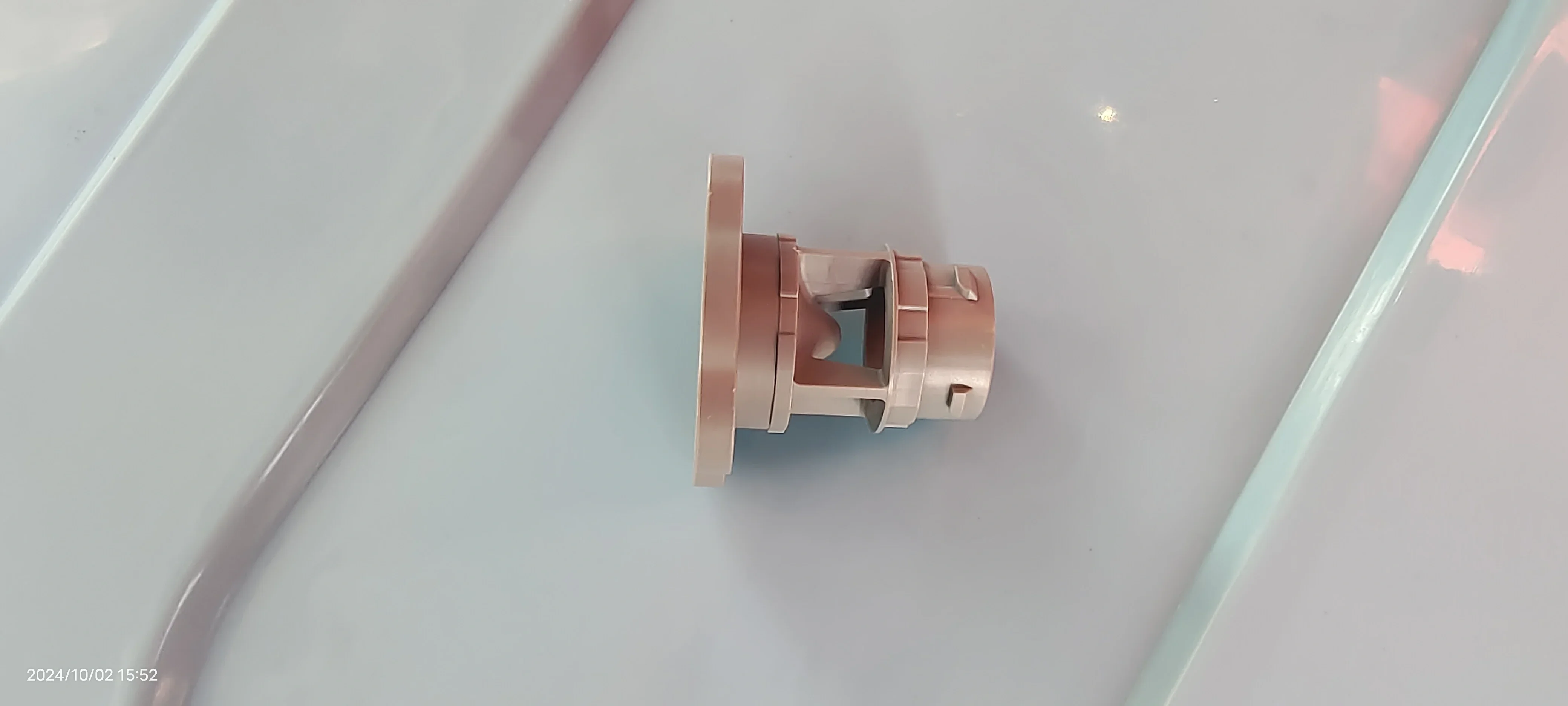 Dishwasher spray arm upper shower arm fixed knob for Siemens dishwasher replacement spare parts
Dishwasher spray arm upper shower arm fixed knob for Siemens dishwasher replacement spare parts