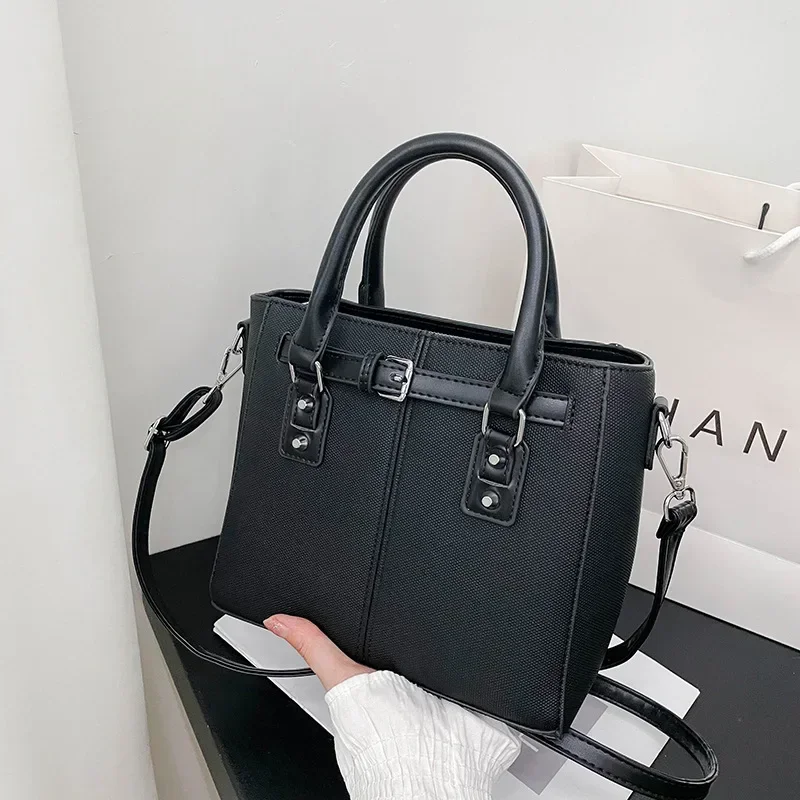 Women's Professional Tote Bag - Large Rivet-Embellished Shoulder Purse, Stylish Work Bag & Evening Crossbody for Office & Events
Women's Professional Tote Bag - Large Rivet-Embellished Shoulder Purse, Stylish Work Bag & Evening Crossbody for Office & Events