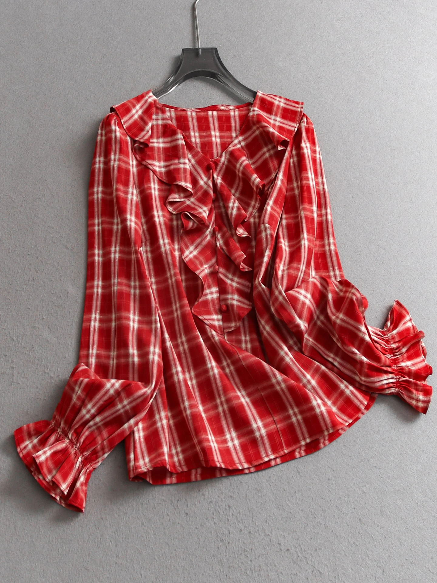 Retro Red Plaid Loose Slimming Long Sleeve Women's Shirt Spring Autumn New Style V-Neck Polyester Fabric Youthful Effect
Retro Red Plaid Loose Slimming Long Sleeve Women's Shirt Spring Autumn New Style V-Neck Polyester Fabric Youthful Effect