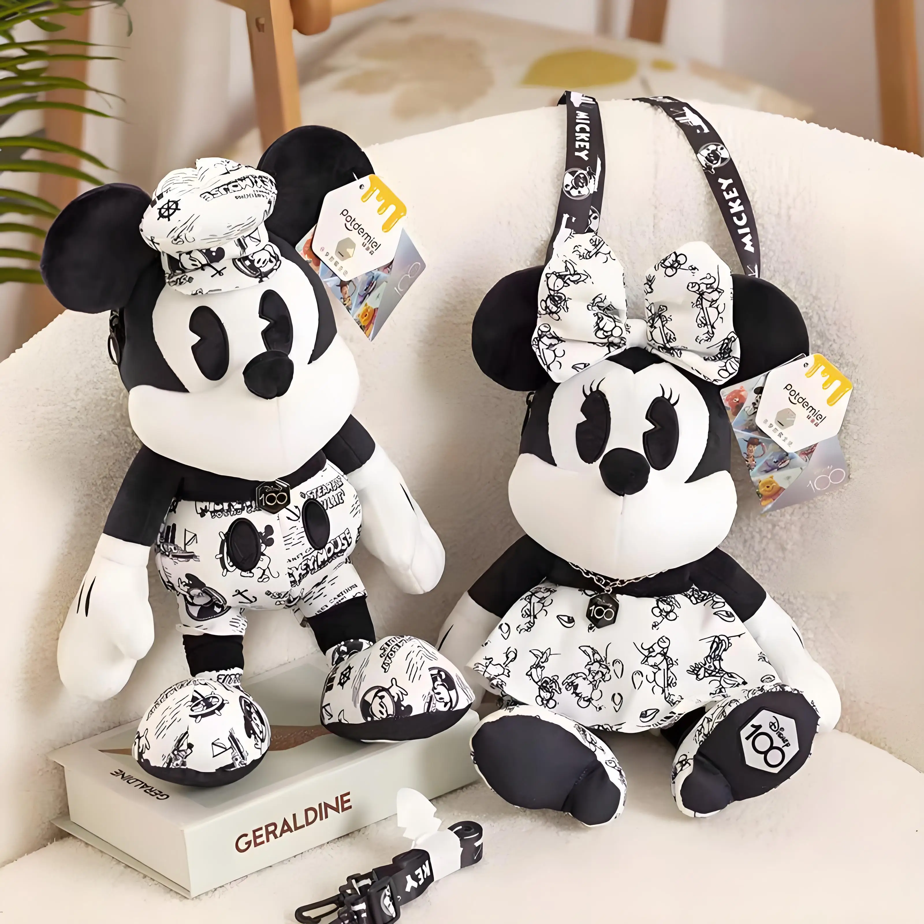 Фирменная плюшевая кукла Disney с Микки и Минни на 100-летие, функциональная плюшевая кукла - коллекция игрушек с Микки Маусом, детский подарок
Фирменная плюшевая кукла Disney с Микки и Минни на 100-летие, функциональная плюшевая кукла - коллекция игрушек с Микки Маусом, детский подарок