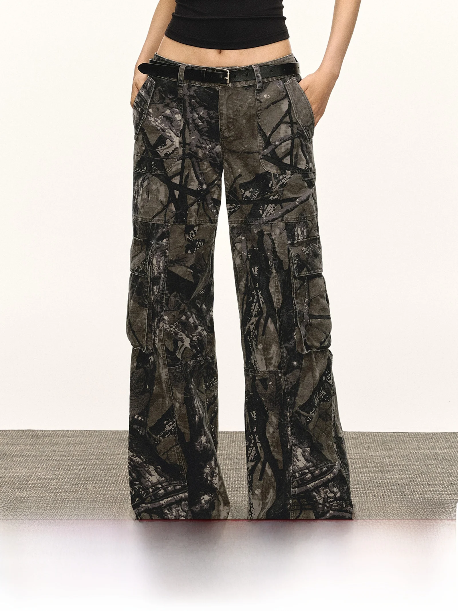 Ariseism American Retro Camouflage Le Print Workwear Casual Pants Women's Summer New Sle Low Waist Cotton Trousers
Ariseism American Retro Camouflage Le Print Workwear Casual Pants Women's Summer New Sle Low Waist Cotton Trousers