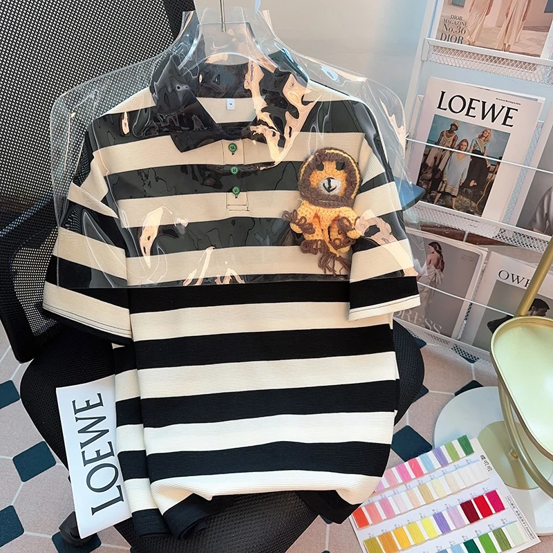 Checkered Stripe Short Sleeve T-shirt Women's Summer 2023 Fashion 3D Decoration Polo Top
Checkered Stripe Short Sleeve T-shirt Women's Summer 2023 Fashion 3D Decoration Polo Top
