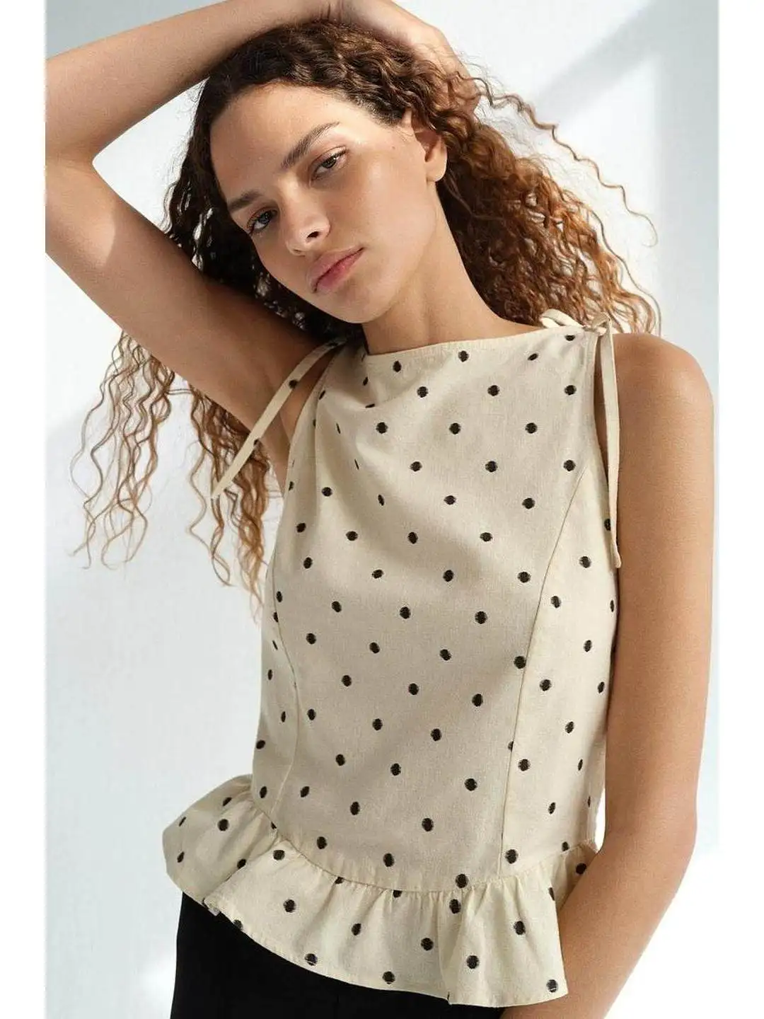 Summer Casual Mixed Fiber Ruffle Hem Top And mid Waist Shorts Fashion Set Women's No Brand round Dot Stripe Print Sleeveless ...
Summer Casual Mixed Fiber Ruffle Hem Top And mid Waist Shorts Fashion Set Women's No Brand round Dot Stripe Print Sleeveless ...