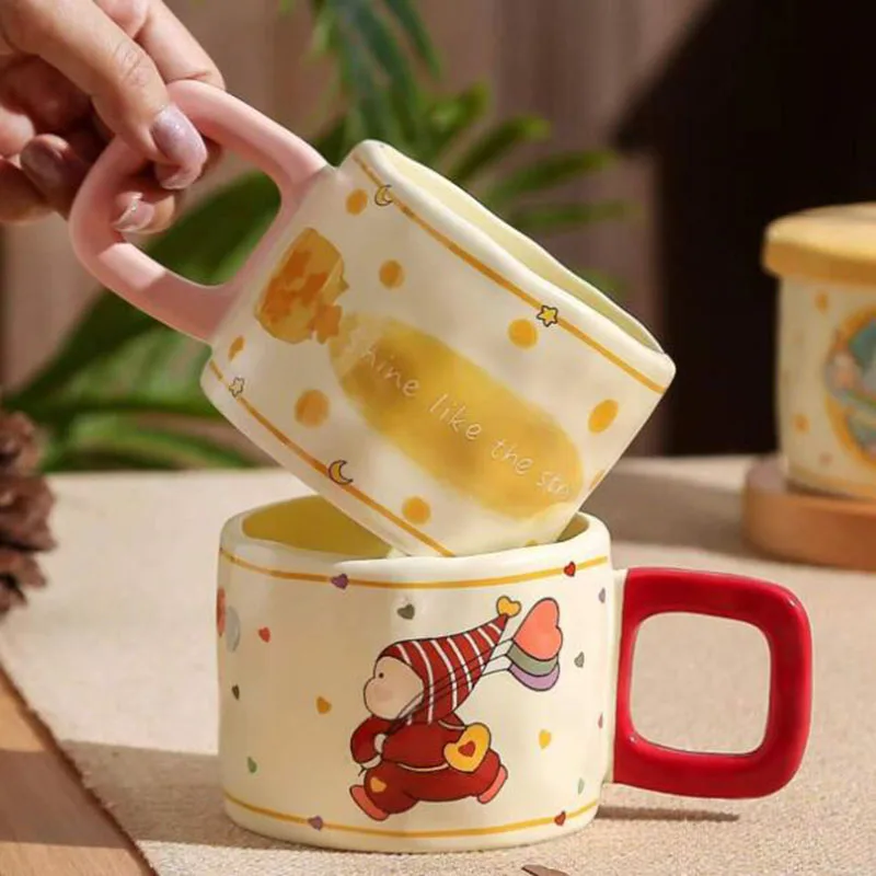 Cartoon Cute Coffee Mug Milk Mug Big Capacity Office Handgrip Water Cup with Lid Kitchen Christmas Gift Drinkware 330ml
Cartoon Cute Coffee Mug Milk Mug Big Capacity Office Handgrip Water Cup with Lid Kitchen Christmas Gift Drinkware 330ml