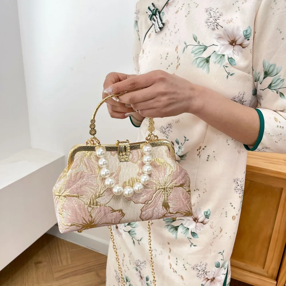 Fashion Chinese Style Banquet Bag Embroidery High Capacity Shoulder Bag Trendy Pearl Handle Crossbody Bag Women
Fashion Chinese Style Banquet Bag Embroidery High Capacity Shoulder Bag Trendy Pearl Handle Crossbody Bag Women