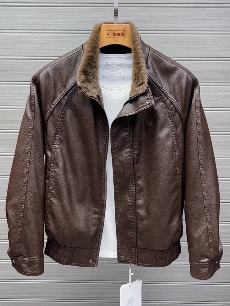 Мужская куртка из искусственной кожи на флисовой подкладке, осенне-зимняя, новая, модная, трендовая, с воротником, теплая, приталенная, с длинными рукавами, на молнии
Мужская куртка из искусственной кожи на флисовой подкладке, осенне-зимняя, новая, модная, трендовая, с воротником, теплая, приталенная, с длинными рукавами, на молнии