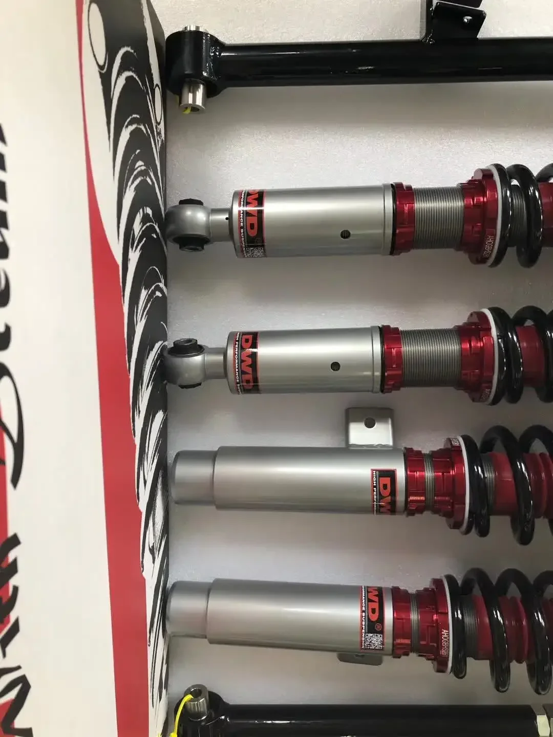 2025/BMW3 Series (Rear Integrated) E46 (Non-M) 1997-2006 32 steps adjustable mono-tube coilover performance shock absorber
2025/BMW3 Series (Rear Integrated) E46 (Non-M) 1997-2006 32 steps adjustable mono-tube coilover performance shock absorber
