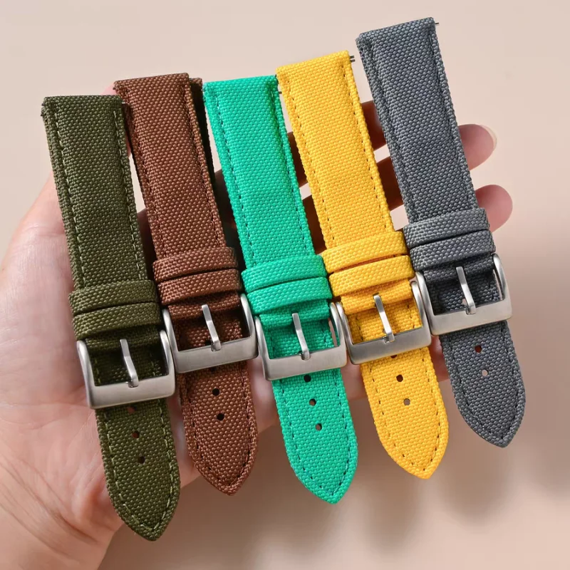 Universal 20\22mm Quick Release Nylon Watch Strap Breathable Oxford Fabric Canvas Sport Band Waterproof Wristband for Men Women
Universal 20\22mm Quick Release Nylon Watch Strap Breathable Oxford Fabric Canvas Sport Band Waterproof Wristband for Men Women