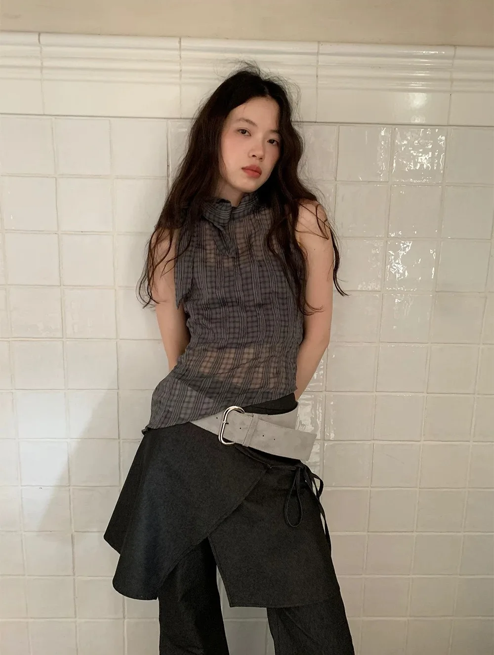 Elegant Preon Transparent Thin Lace Shirt with Belt Stand Collar Sleeveless Top Women's Skin-friendly Breathable Polyester
Elegant Preon Transparent Thin Lace Shirt with Belt Stand Collar Sleeveless Top Women's Skin-friendly Breathable Polyester