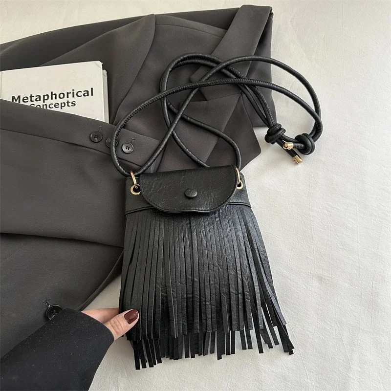 Fashion Tassel Women Crossbody Bag For Women Simple Design Phone Purse Pu Leather Luxury Handbag Mini Bag Flap Messenger Bag Sac
Fashion Tassel Women Crossbody Bag For Women Simple Design Phone Purse Pu Leather Luxury Handbag Mini Bag Flap Messenger Bag Sac