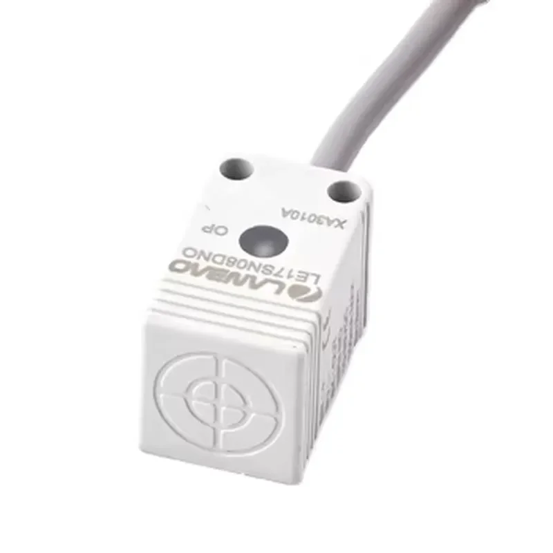 LE17 series 3 Wires Little Square DC 12V 24V Npn Pnp NO NC Proximity Inductive Sensor
LE17 series 3 Wires Little Square DC 12V 24V Npn Pnp NO NC Proximity Inductive Sensor