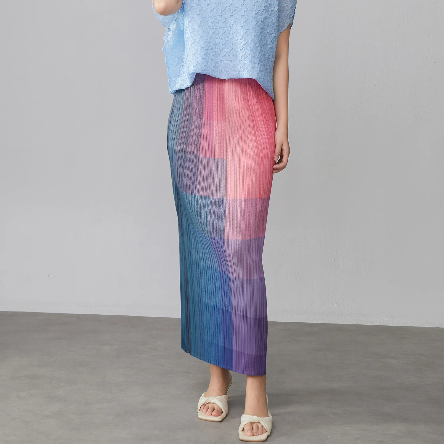 Miyake Pleated Half Skirt 2025 Summer New Design Rainbow Temperament New Pleated Skirt Sub
Miyake Pleated Half Skirt 2025 Summer New Design Rainbow Temperament New Pleated Skirt Sub