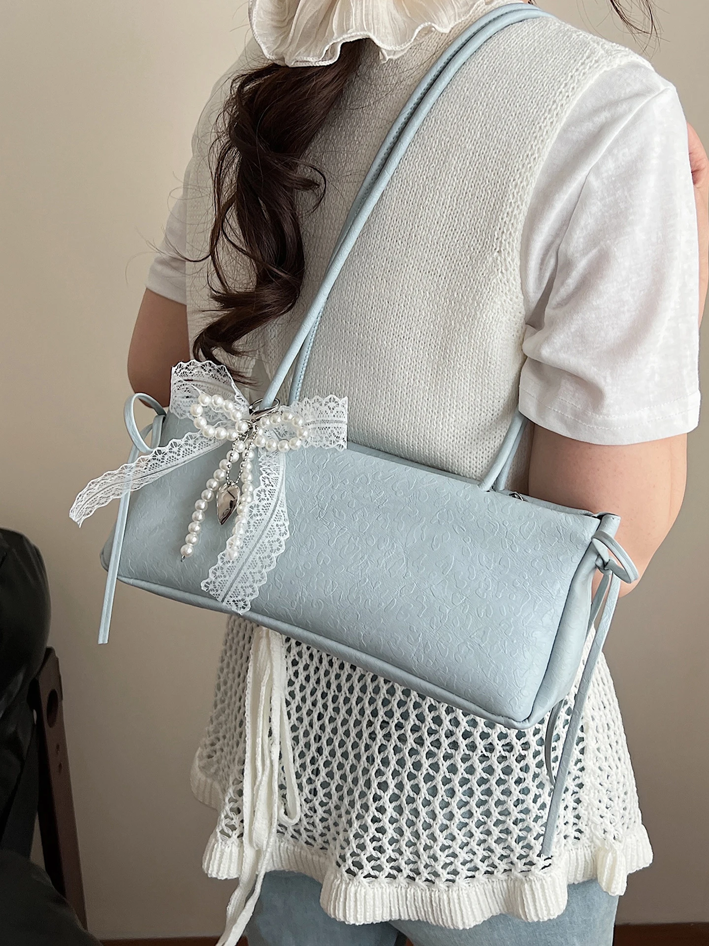 Faionable Pink oulder Bag Women's Bag Soft PU Leather Casual Sle Breadsti Bag Versatile Match Modern Neutral Trend
Faionable Pink oulder Bag Women's Bag Soft PU Leather Casual Sle Breadsti Bag Versatile Match Modern Neutral Trend