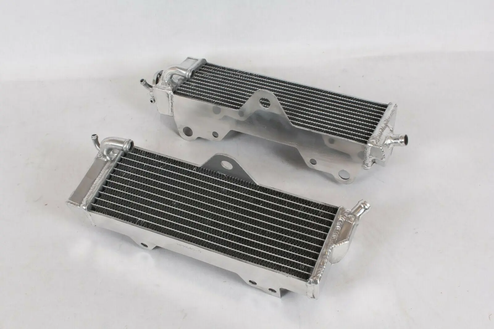 Алюминиевый радиатор для Honda CR500R CR500 1985-1988 годов 1985 1986 1987 1988
Алюминиевый радиатор для Honda CR500R CR500 1985-1988 годов 1985 1986 1987 1988