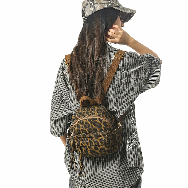 Leopard Canvas Women's Backpack Affordable Shoulders Bag Knapsack Travel Rucksack Trendy Mochila Y2K Packbag Korea Eco Schoolbag
Leopard Canvas Women's Backpack Affordable Shoulders Bag Knapsack Travel Rucksack Trendy Mochila Y2K Packbag Korea Eco Schoolbag
