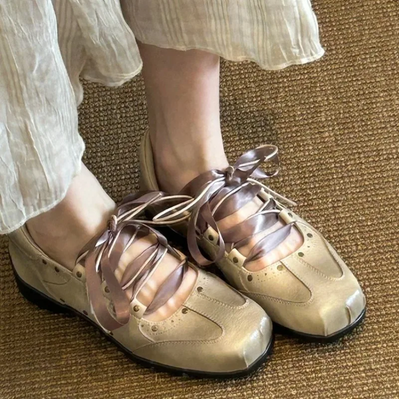 Designer Women Mary Jane Shoes Lace Up Loafers Leather Shoes Summer Sandals 2026 Trend Sport Sneaker Casual Ballet Zapatos Mujer
Designer Women Mary Jane Shoes Lace Up Loafers Leather Shoes Summer Sandals 2026 Trend Sport Sneaker Casual Ballet Zapatos Mujer