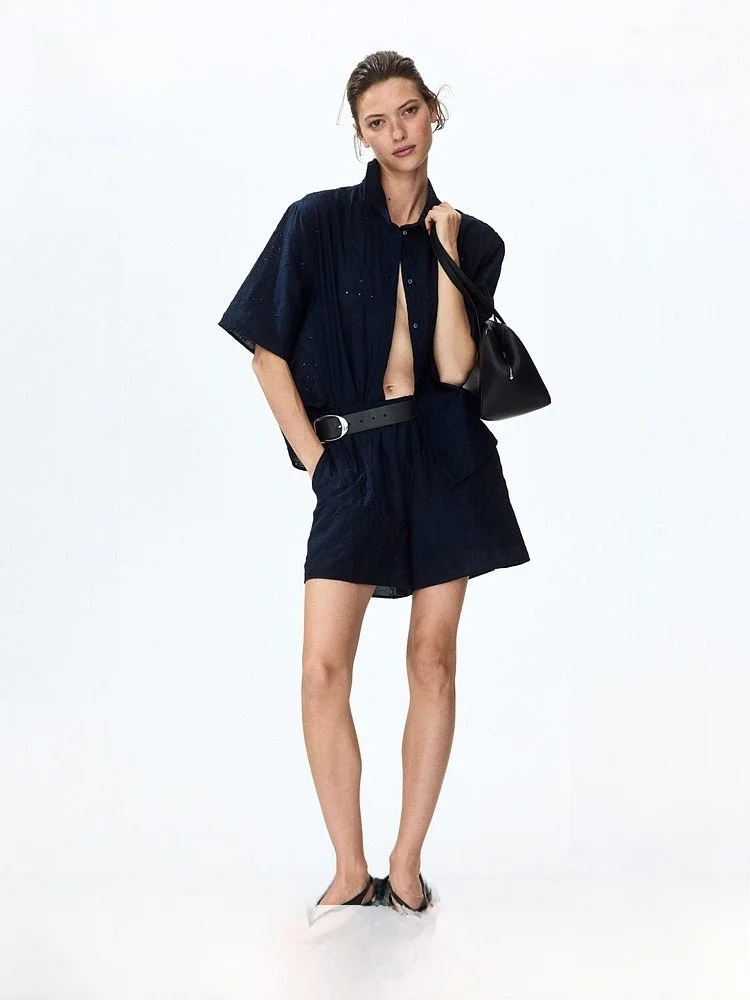 H&M Summer New Women's Loose Fit Embroidered Hollow out Shirt Cotton Casual Style Short Sleeve Turn down Collar Button Closure
H&M Summer New Women's Loose Fit Embroidered Hollow out Shirt Cotton Casual Style Short Sleeve Turn down Collar Button Closure