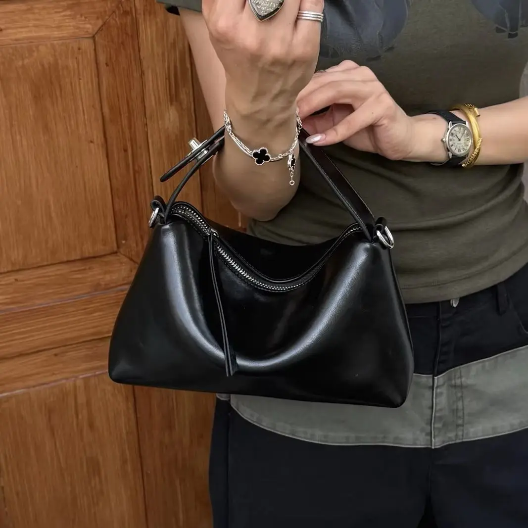Women's Genuine Grade Cowhide Leather Fashion Handbag Luxury Designer Brand Ladeis Shoulder Crossbody Small Bag Female Tote Bag
Women's Genuine Grade Cowhide Leather Fashion Handbag Luxury Designer Brand Ladeis Shoulder Crossbody Small Bag Female Tote Bag