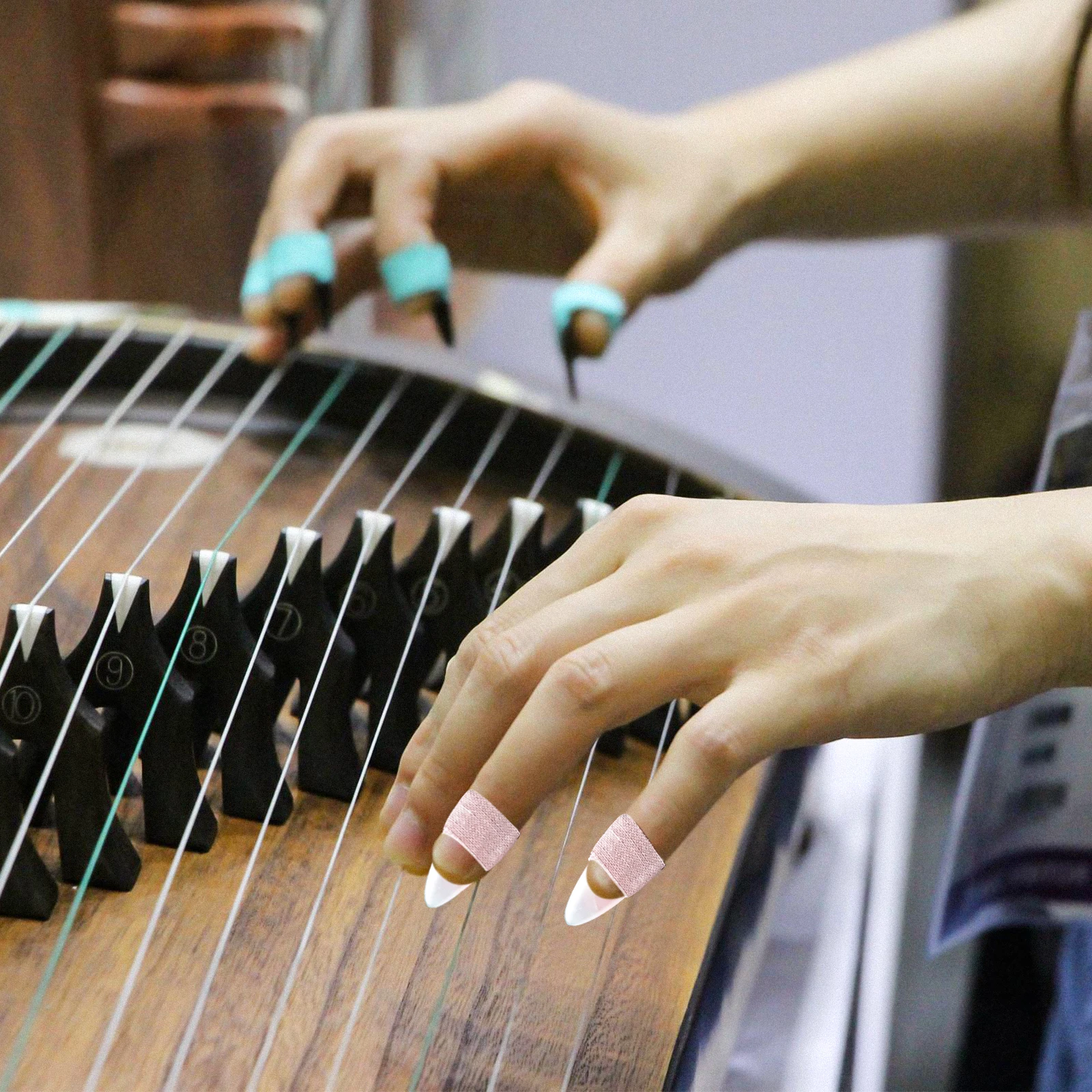 5Pcs Eco-Friendly Guzheng Tapes Anti-Allergy Finger Adhesive Tapes for Stage Performance
5Pcs Eco-Friendly Guzheng Tapes Anti-Allergy Finger Adhesive Tapes for Stage Performance