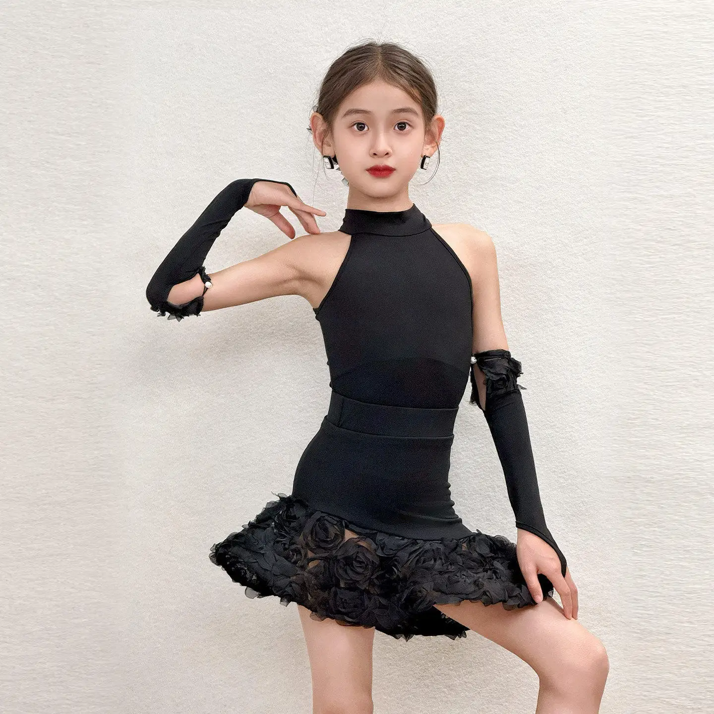 2026 Children Latin Dance Practice Clothes For Girls Sleeveless Tops Split Skirts Salsa Chacha Outfits Latin Dance Wear XH4857
2026 Children Latin Dance Practice Clothes For Girls Sleeveless Tops Split Skirts Salsa Chacha Outfits Latin Dance Wear XH4857